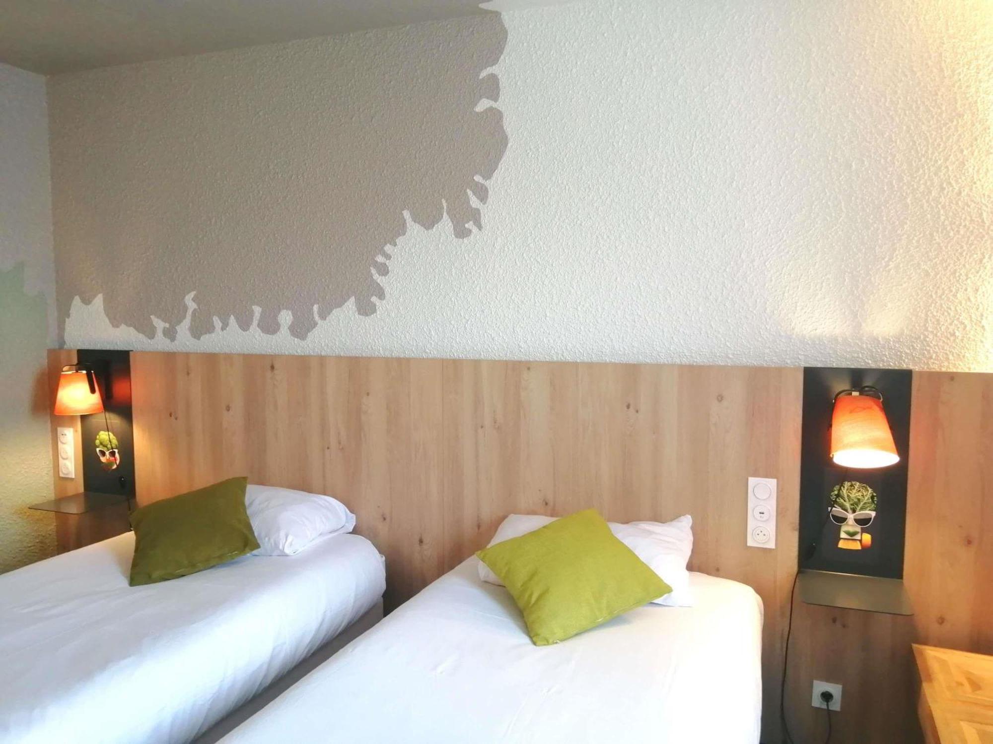 Отель Ibis Styles Tours Sud Шабре-ле-Тур Экстерьер фото