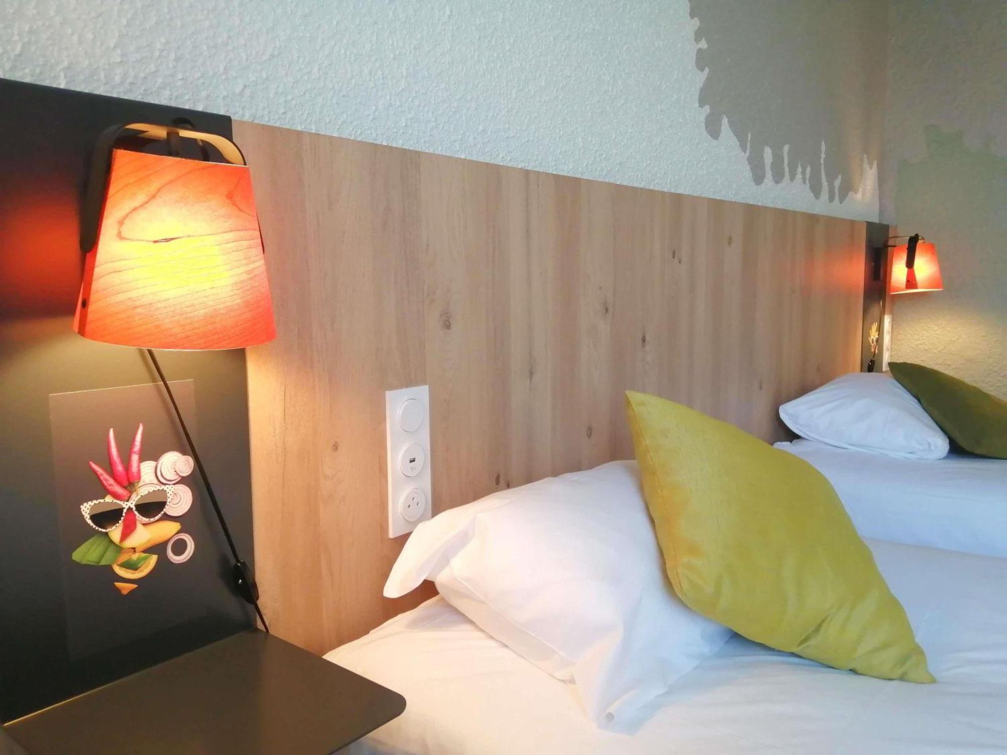 Отель Ibis Styles Tours Sud Шабре-ле-Тур Экстерьер фото